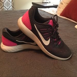 Women’s Nike Lunarglide running shoes